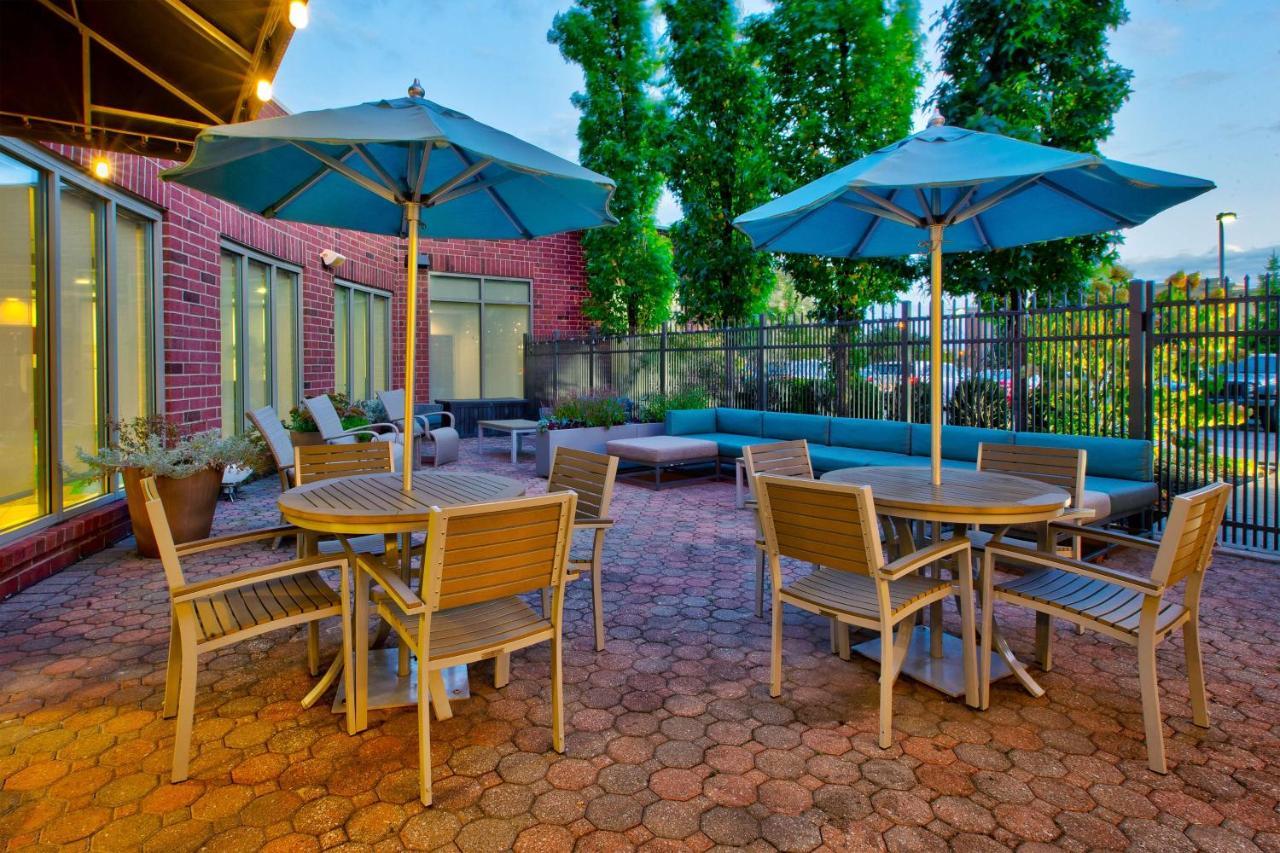 Hilton Garden Inn Dayton/ Beavercreek Exterior photo