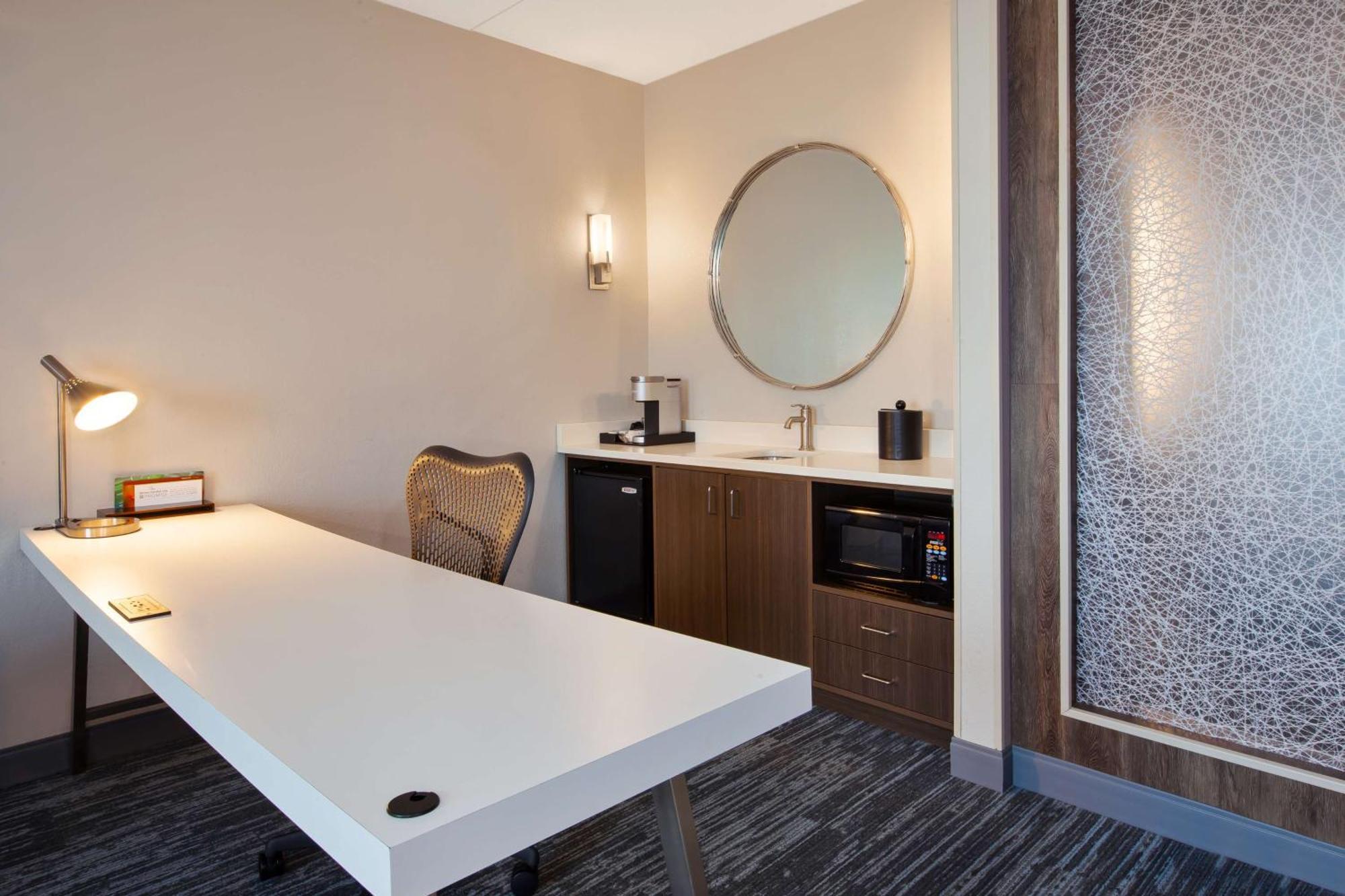 Hilton Garden Inn Dayton/ Beavercreek Exterior photo